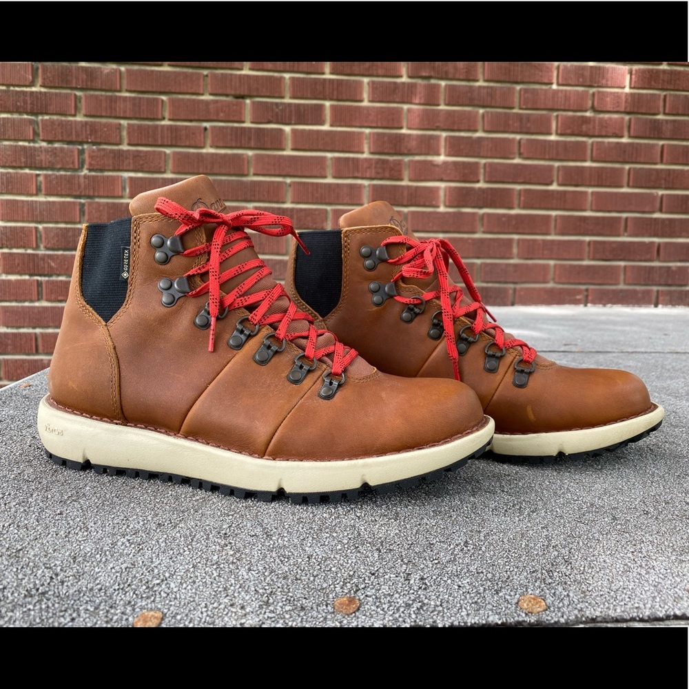 Danner Women’s Size 10 Vertigo 917 Cathay Spice